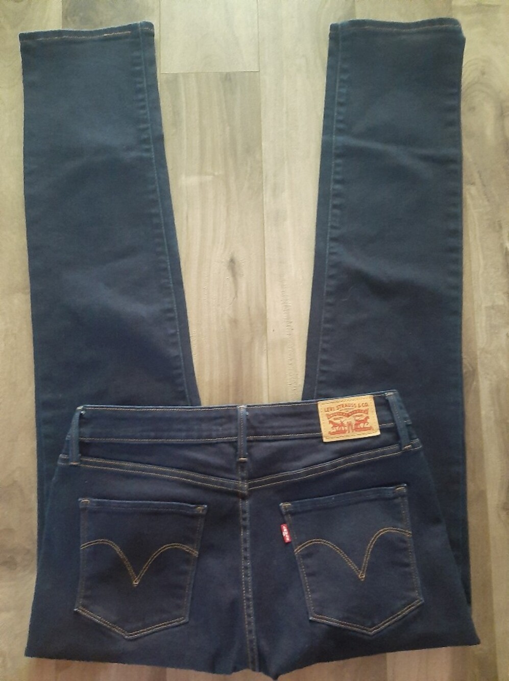 Dark Navy Levi's Red Tab MId Rise Skinny Women's 12